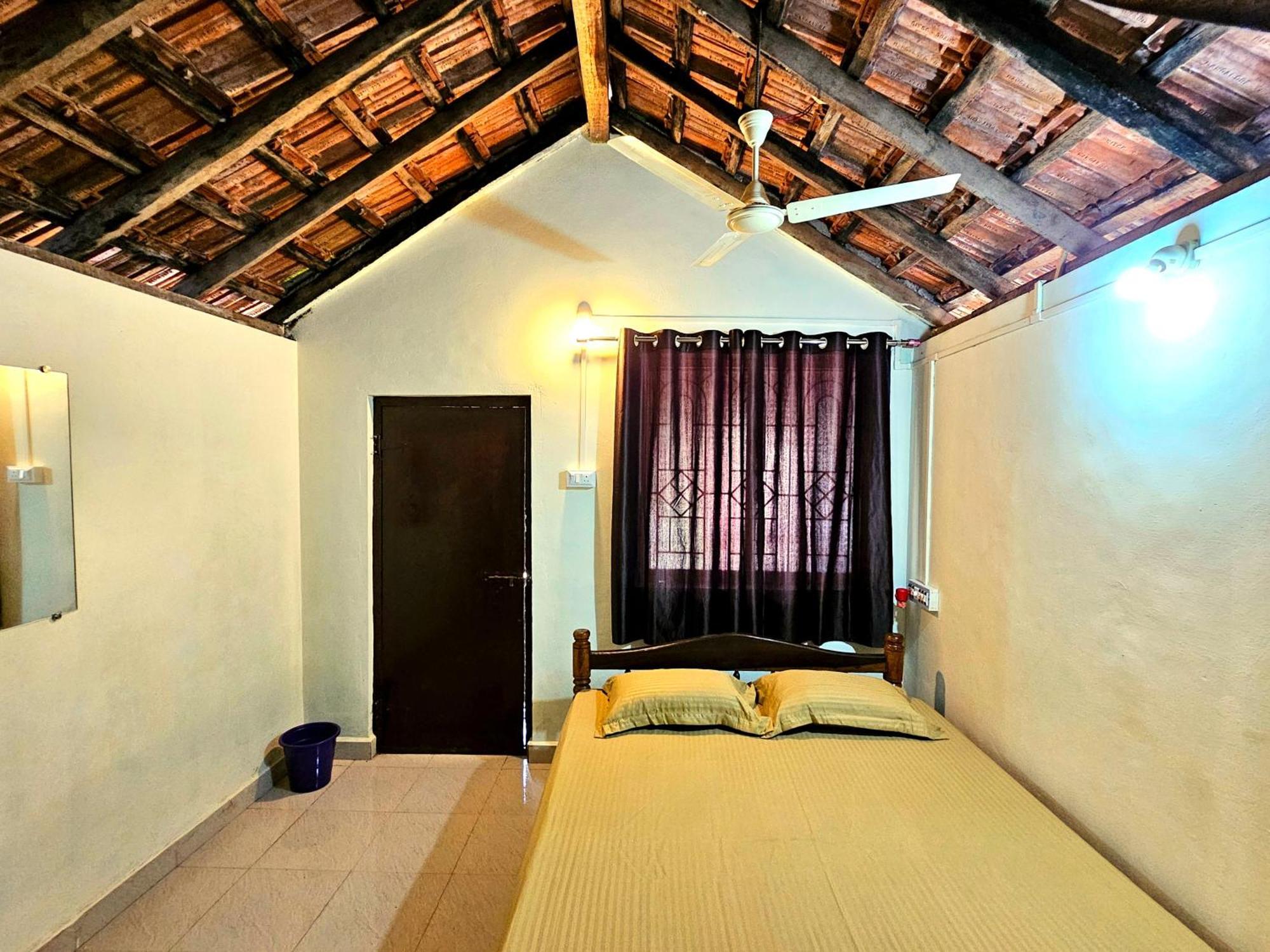 The Beachwalk Stay - Your Pathway To The Beach Gokarna  Εξωτερικό φωτογραφία